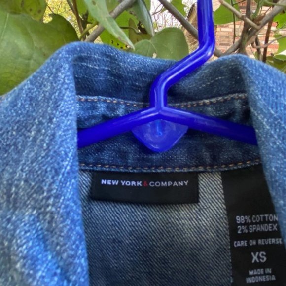 New York & Co SZ XS Denim Vest Custom Embroidered Girls Glitter Barbie - Picture 4 of 4